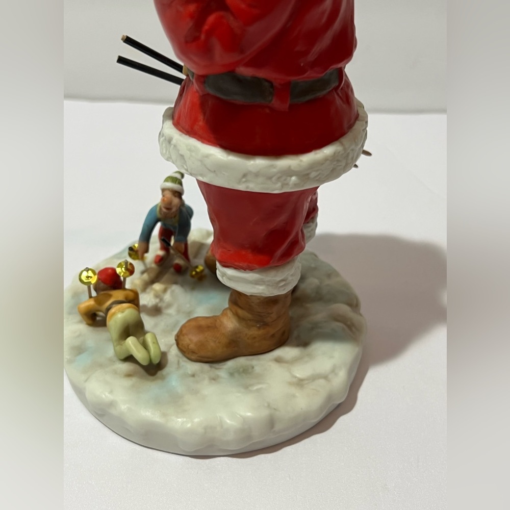 Rare Ceramic Santa Possible Dreams Santa’s Time Off Day On The Slopes Snow Ski - Picture 8 of 16